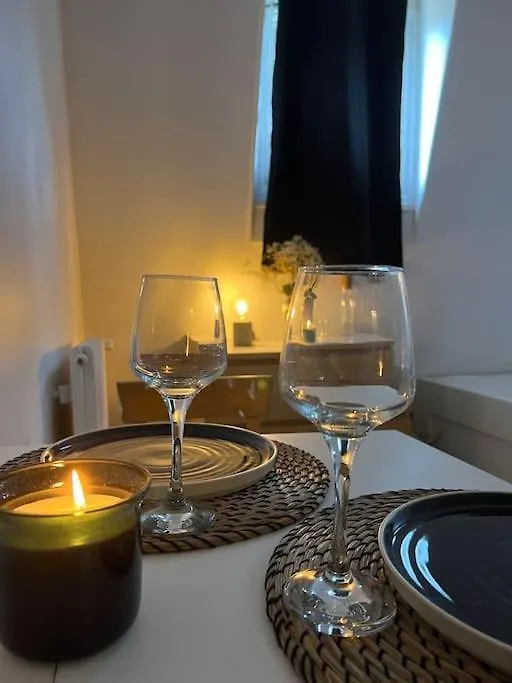 Votre Pied-A-Terre En Plein Paris Apartment