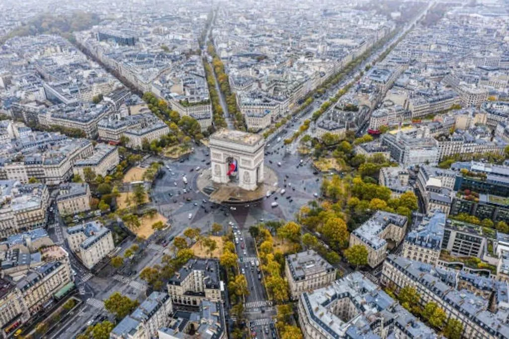 Votre Pied-A-Terre En Plein Paris Apartment France